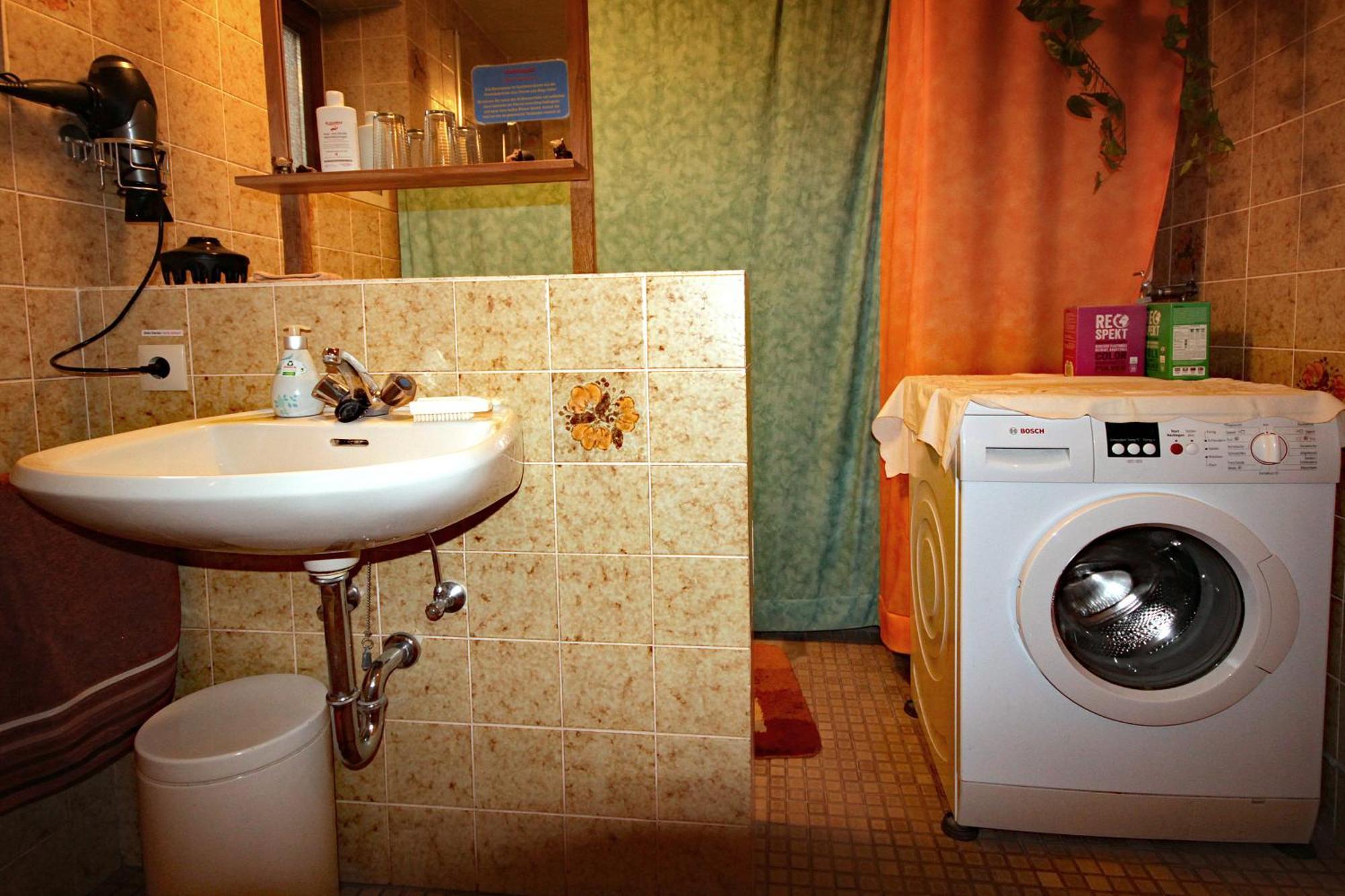 Apartment-Pension Im Eichenweg วัลดาคทาล ภายนอก รูปภาพ