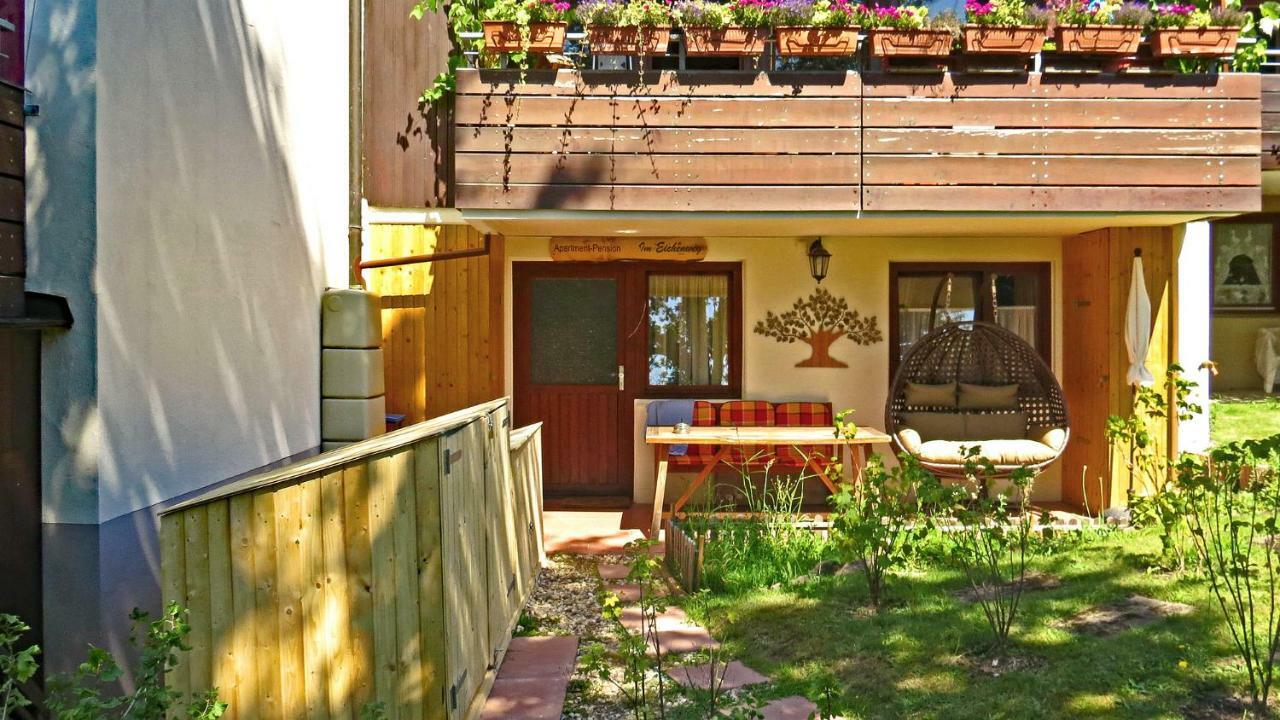 Apartment-Pension Im Eichenweg วัลดาคทาล ภายนอก รูปภาพ